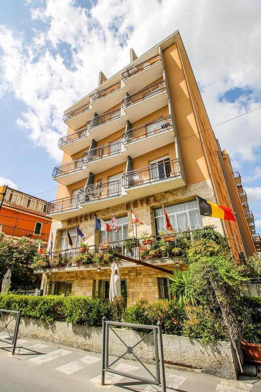 Hotel Minerva Pietra Ligure Eksteriør bilde