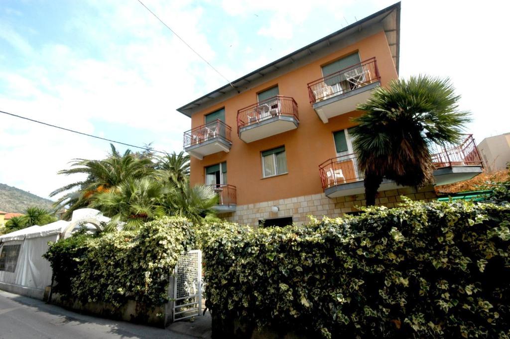 Hotel Minerva Pietra Ligure Eksteriør bilde