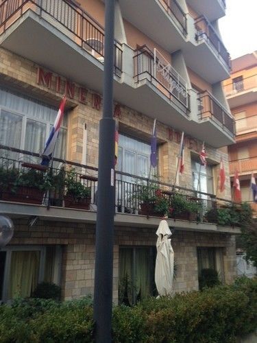 Hotel Minerva Pietra Ligure Eksteriør bilde